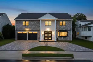 94 Jeffery Ln, Oceanside, NY 11572 - Photo 4