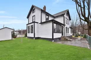 37 Mill St, Sloatsburg, NY 10974 - Photo 2