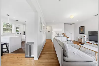 700 Covert Avenue, New Hyde Park, NY 11040 - Photo 6