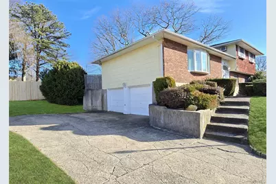 52 Lolly Lane W, Centereach, NY 11720 - Photo 2