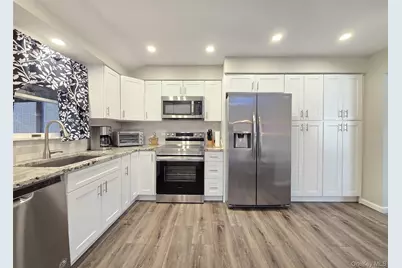 52 Lolly Lane W, Centereach, NY 11720 - Photo 6