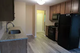 34 Alpine Dr, Wappingers Falls, NY 12590 - Photo 4