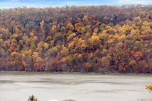 183 Hudson Terrace, Yonkers, NY 10701 - Photo 12