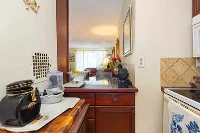 160 Academy #10N, Poughkeepsie, NY 12601 - Photo 6