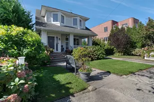 329 Beach 146th St, Neponsit, NY 11694 - Photo 2