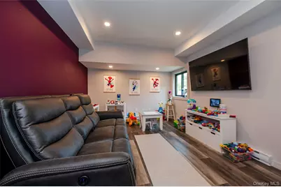 100 Daly Boulevard #1206, Oceanside, NY 11572 - Photo 6