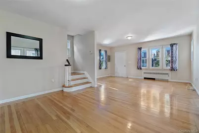 265 Beach 135th Street, Rockaway Park, NY 11694 - Photo 4