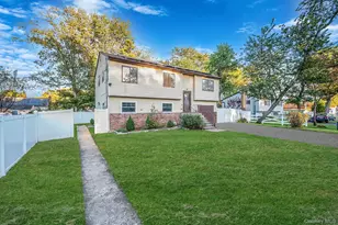 101 S 30th St, Wyandanch, NY 11798 - Photo 2