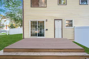 101 S 30th St, Wyandanch, NY 11798 - Photo 34