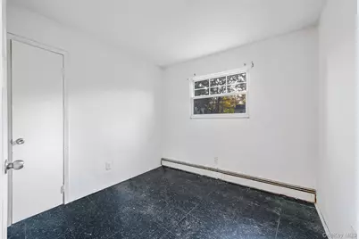 101 S 30th Street, Wyandanch, NY 11798 - Photo 32