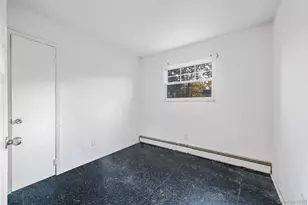 101 S 30th St, Wyandanch, NY 11798 - Photo 32