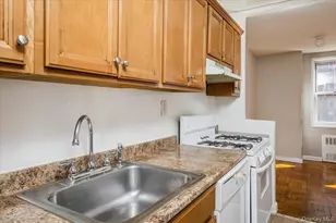 3 Sadore Ln, Yonkers, NY 10710 - Photo 12