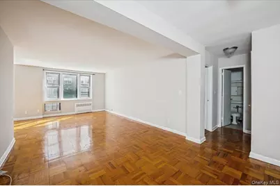 3 Sadore Lane #2J, Yonkers, NY 10710 - Photo 4