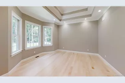 550 Moriches Road, Saint James, NY 11780 - Photo 8