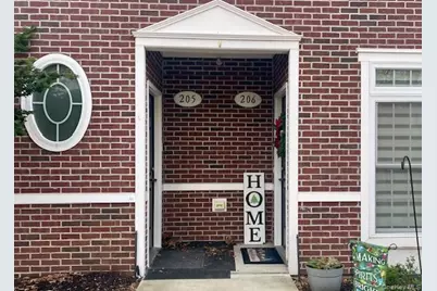 46 Islip Avenue #205, Islip, NY 11751 - Photo 2