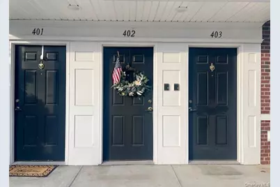 46 Islip Avenue #403, Islip, NY 11751 - Photo 2