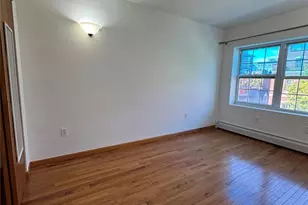 35-19 Leavitt St, Flushing, NY 11354 - Photo 4