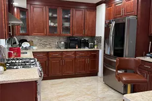 689 Arlington Ave, Baldwin, NY 11510 - Photo 6