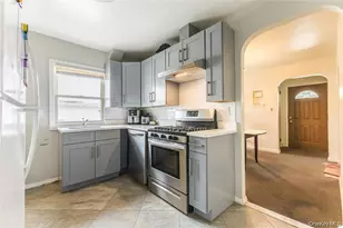 80-15A 168th St, Flushing, NY 11432 - Photo 6