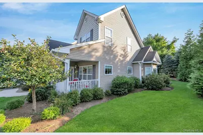 159 Stoneleigh Drive, Riverhead, NY 11901 - Photo 4