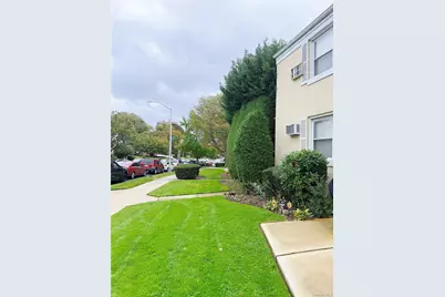 7103 252 Street #199B, Bellerose, NY 11426 - Photo 6