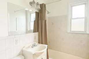 71-03 252nd St, Bellerose, NY 11426 - Photo 8