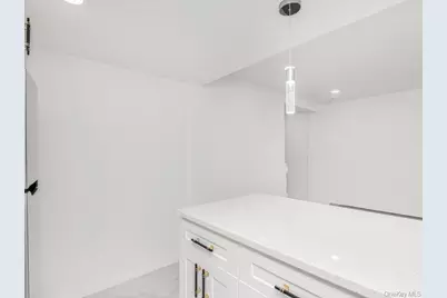 10220 189th Street, Hollis, NY 11423 - Photo 10