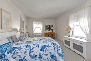 57 Beacon Hill Rd, Port Washington, NY 11050 - Photo 14