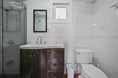 49 Ashely Drive, Valley Stream, NY 11580 - Photo 26