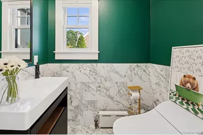 127 Villa Avenue, Yonkers, NY 10704 - Photo 16