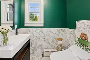 127 Villa Ave, Yonkers, NY 10704 - Photo 16