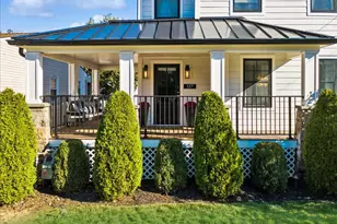 127 Villa Ave, Yonkers, NY 10704 - Photo 2
