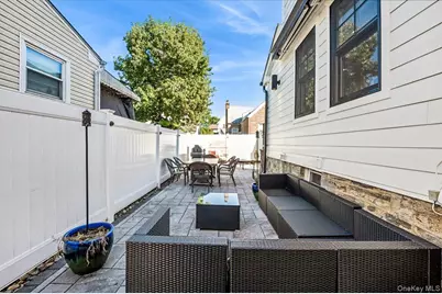 127 Villa Avenue, Yonkers, NY 10704 - Photo 32