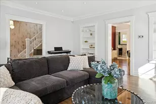 127 Villa Ave, Yonkers, NY 10704 - Photo 10