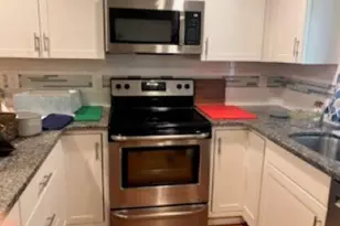 465 Old Country Rd, Riverhead, NY 11901 - Photo 8