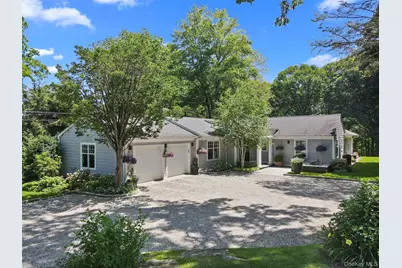 39 Banksville Road, Armonk, NY 10504 - Photo 1