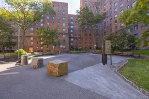 1601 Metropolitan Ave, Bronx, NY 10462 - Photo 18