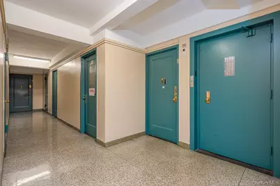 1601 Metropolitan Avenue #3H, Bronx, NY 10462 - Photo 6