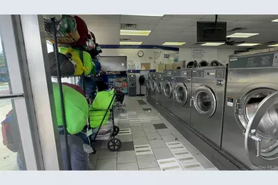 114-25 Merrick Blvd, Rochdale, NY 11434 - Photo 18