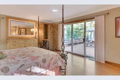 1075 Inlet Lane, Greenport, NY 11944 - Photo 14