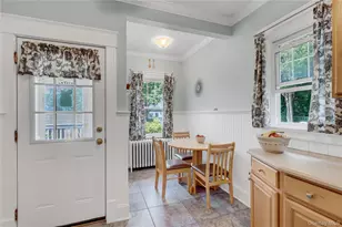 1606 Grundy Ave, Holbrook, NY 11741 - Photo 18