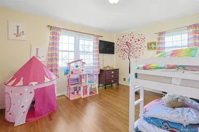 2 Lancaster Drive, Suffern, NY 10901 - Photo 24