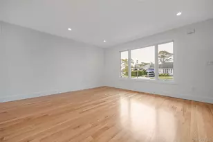 985 Douglas Ave, Wantagh, NY 11793 - Photo 10