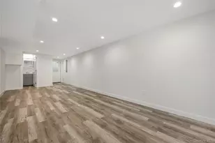 985 Douglas Ave, Wantagh, NY 11793 - Photo 28