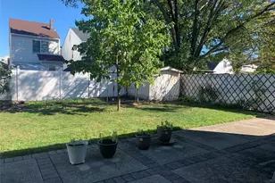 158-17 90th St, Howard Beach, NY 11414 - Photo 12