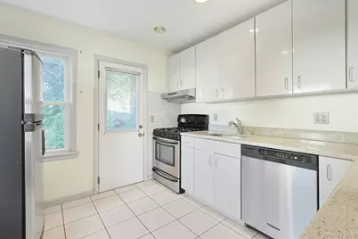 86 Braunsdorf Road, Pearl River, NY 10965 - Photo 10