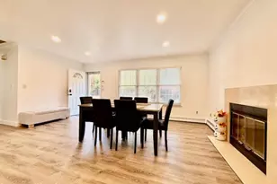 8 Fox Hollow Ln, Ridge, NY 11961 - Photo 8