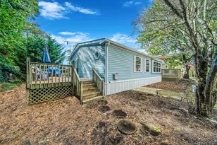 3 Betsy Ross Dr, Bohemia, NY 11716 - Photo 8