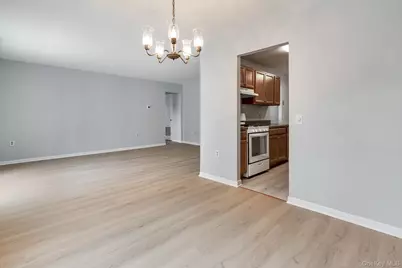 902 Commons Way #F, Fishkill, NY 12524 - Photo 8