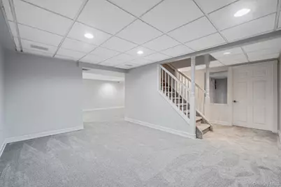 2 Max Way, Commack, NY 11725 - Photo 32